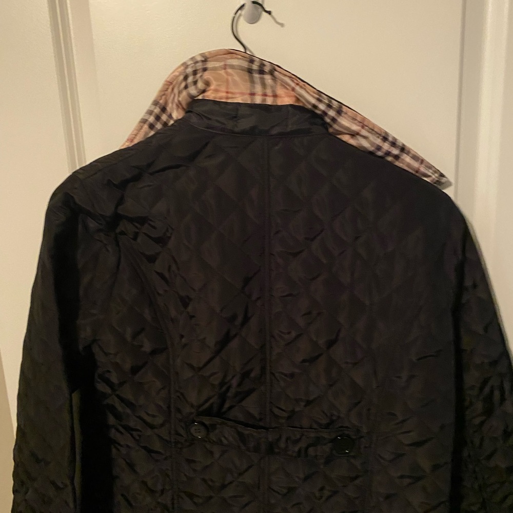 Burberry - Picture 8 of 8
